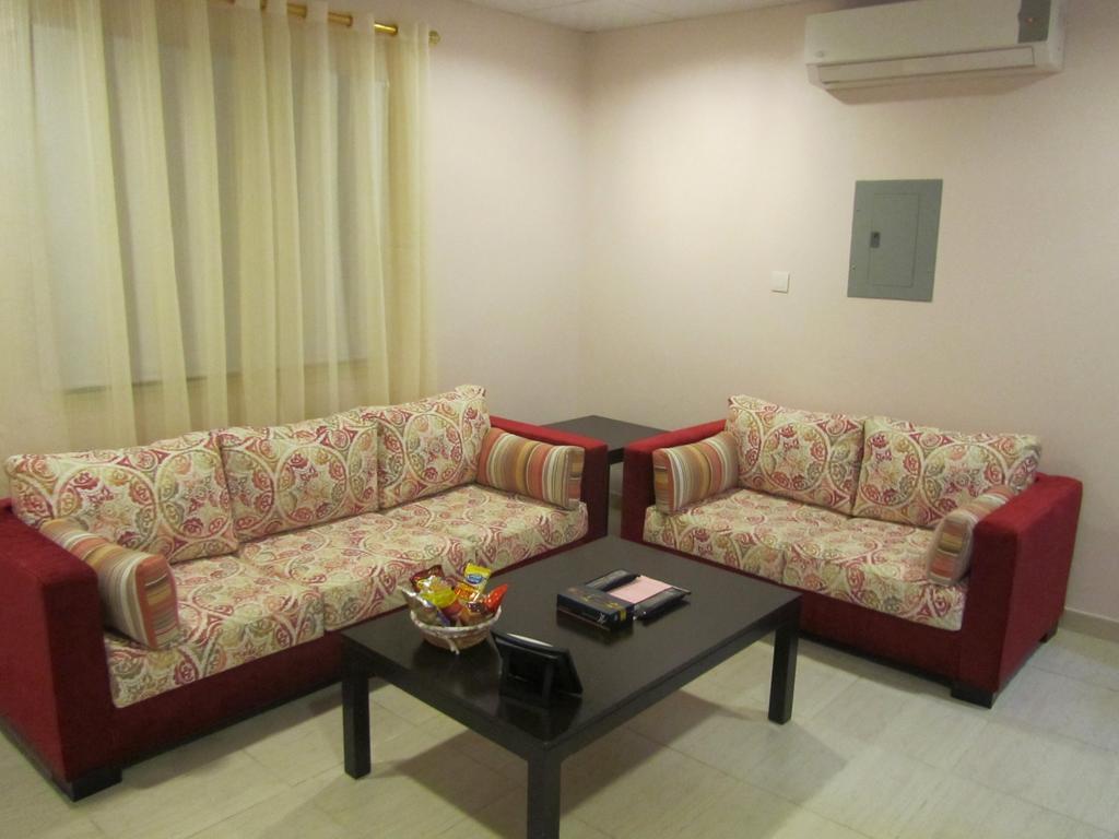 Jw Inn Hotel Nadinah ภายนอก รูปภาพ