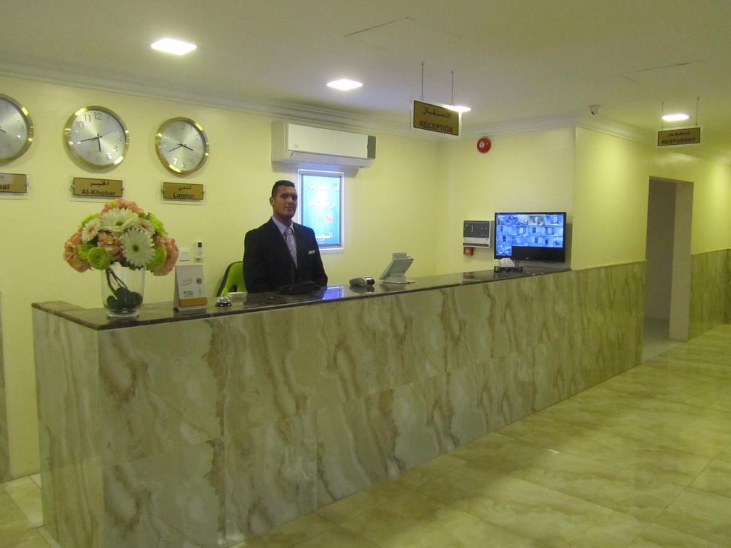 Jw Inn Hotel Nadinah ภายนอก รูปภาพ